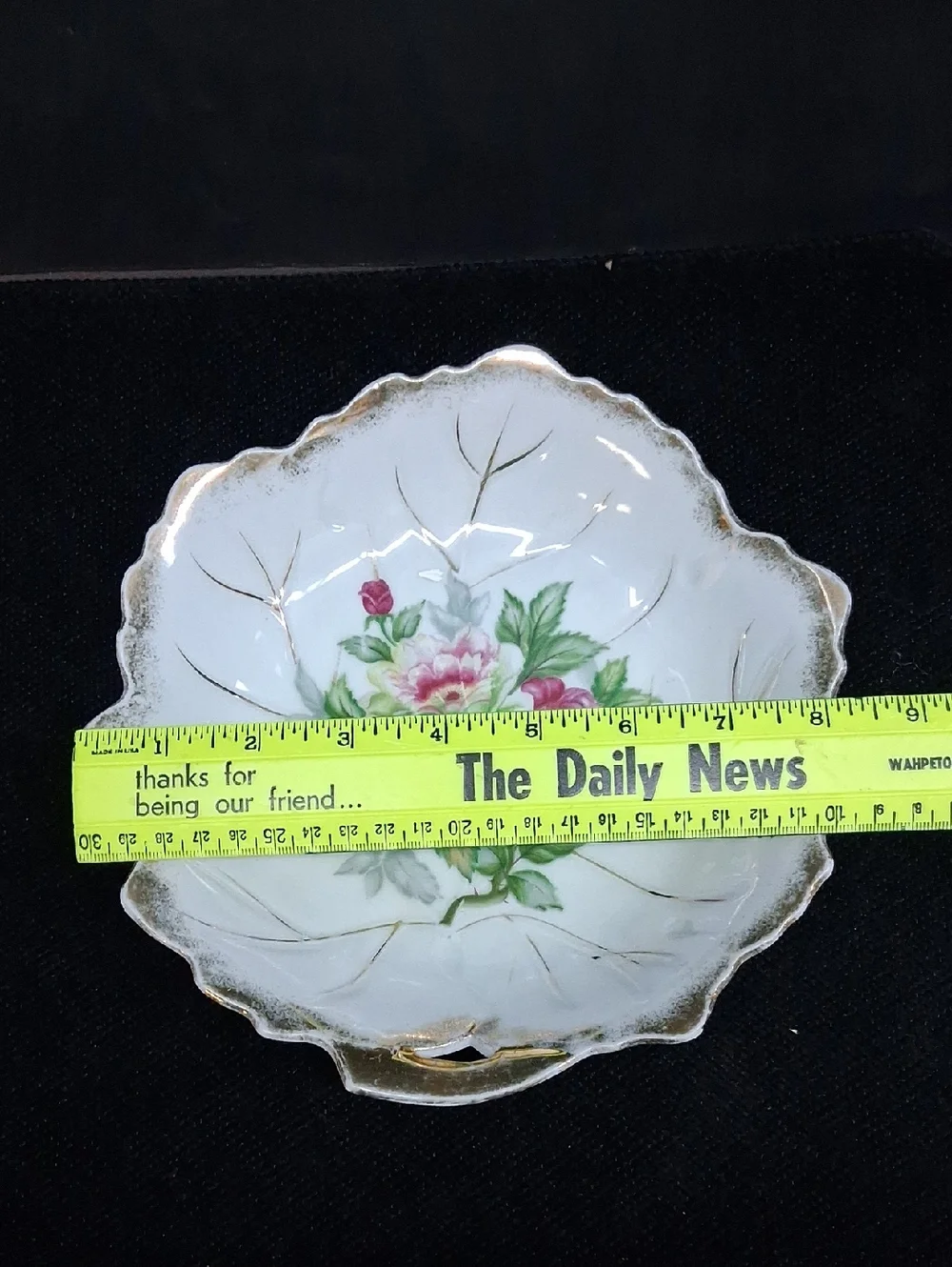3-pc vintage‎ porcelain from Japan featuring a bowl, trinket dish, bone dish.
